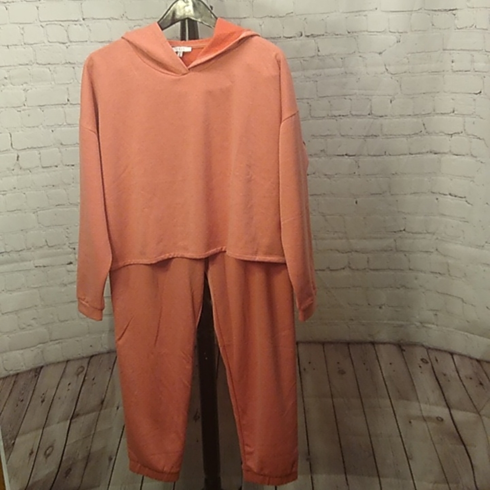 IRIS  Joggers Suit Plus sizes color peach